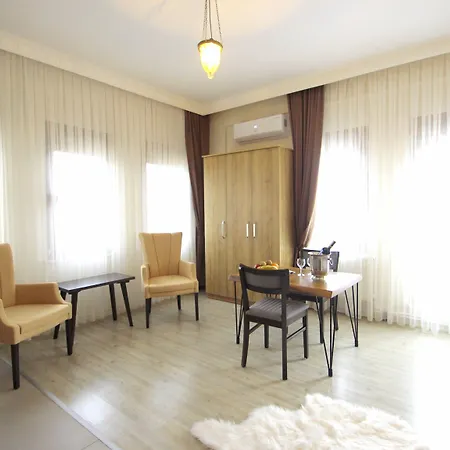Hotel Butterfly Butik 3*